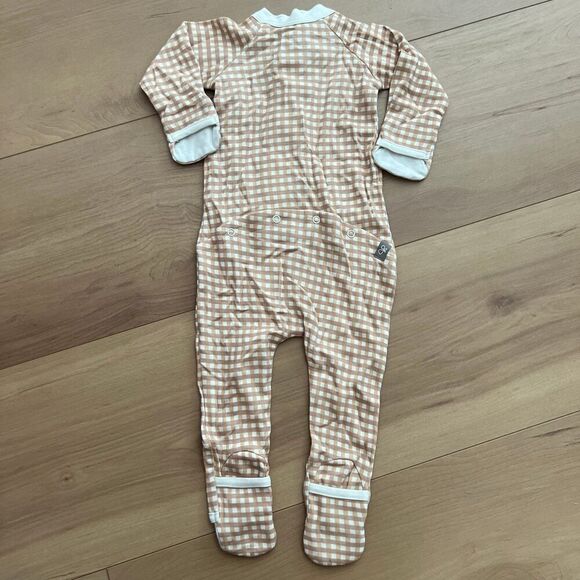 NWT Goumi Kids Picnic Baby Footie SZ 3-6 mo Bamboo Zippy Sleeper Orange Check - Picture 2 of 3